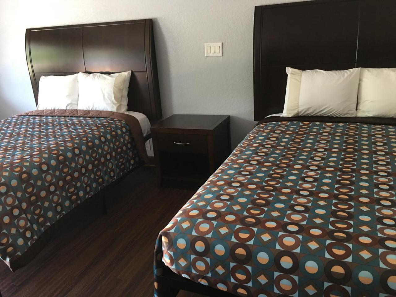 Budget Inn - Laurens Экстерьер фото